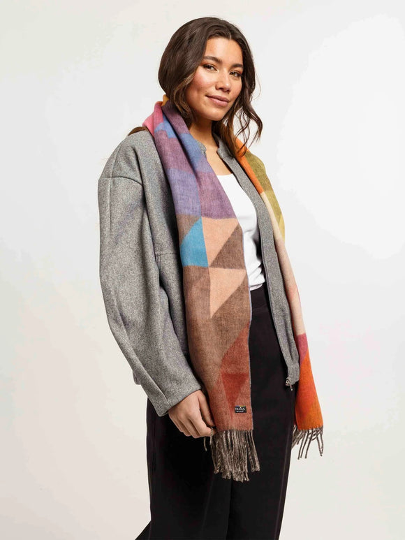 Fraas Knit Scarf Geo Pattern Pink MLT