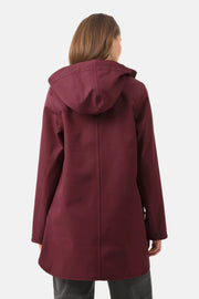 Ilse Jacobsen Rain 135 Raincoat Maroon Banner