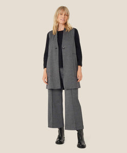 Masai Jorgine Long Waistcoat Black Houndstooth Pattern