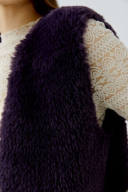 Oui Faux Fur Waistcoat Mysterioso