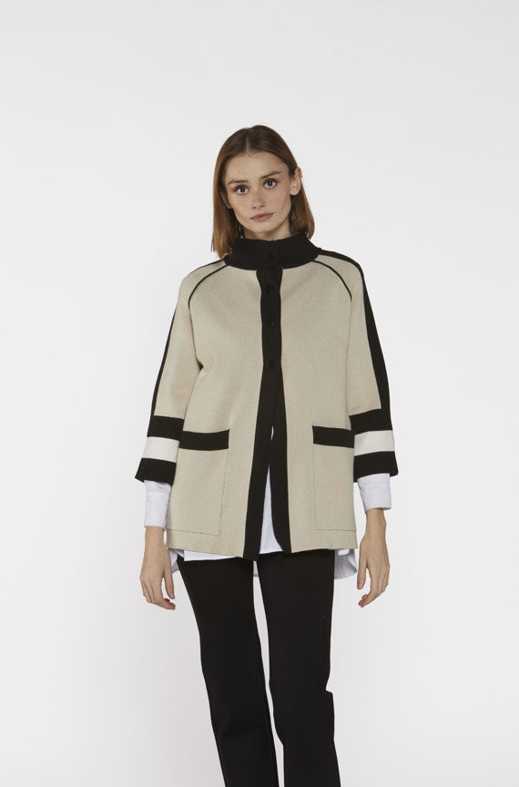 Scorzzo Knitted Jacket Poncho Beige/Black