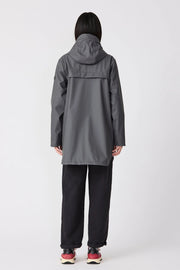 Tanta Snow Raincoat Magnet